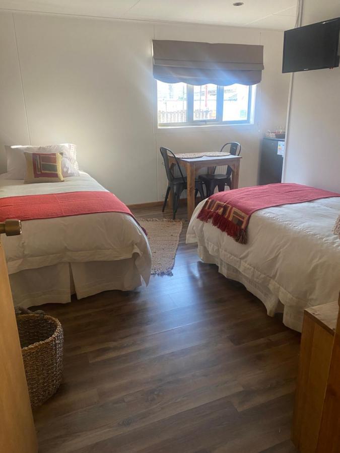 Hostal Lago Condor Puerto Natales Extérieur photo